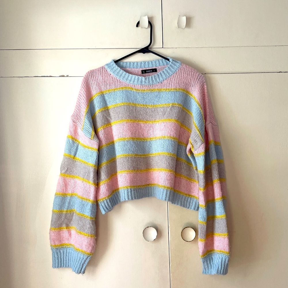 Striped crop sweater in perfect spring pastel colors!